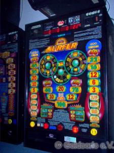 Surfer, Rototron, Bally Wulff, 2001 Surfer, Rototron, Bally Wulff, 2001